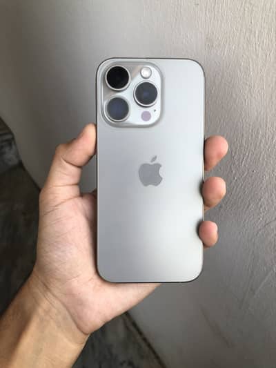 Apple iPhone 15 Pro