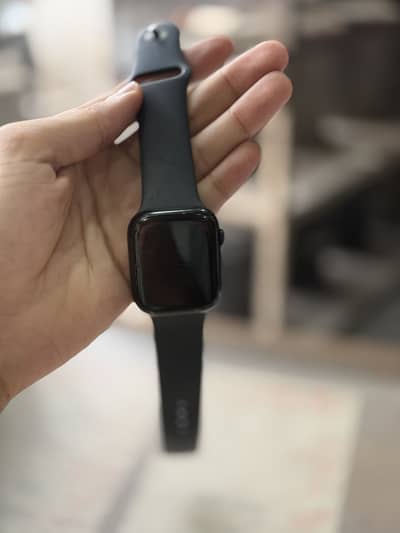 APPLE WATCH SERIES 8