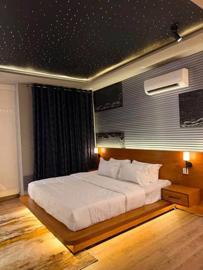 ONE BED LUXURIOUS APARTMENT FOR SALE AT PRIME LOCATION OF BAHRIA TOWN LAHORE