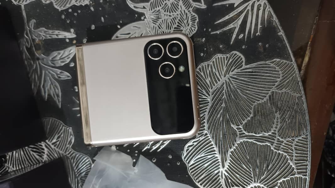 QMobile QPhantom 2