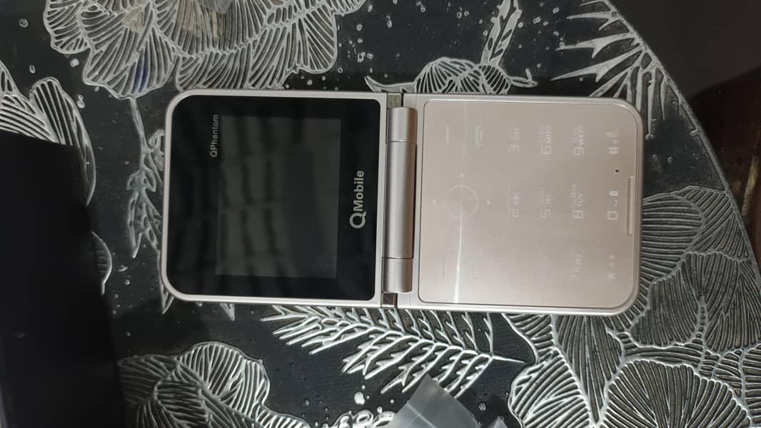 QMobile QPhantom 3