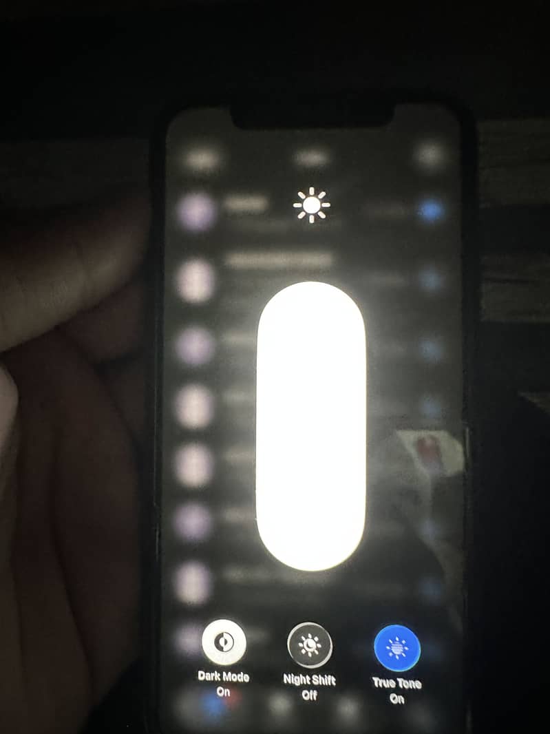 Apple iPhone 11 Pro 4