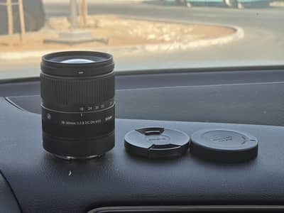 Sigma 18-50mm F2.8 Dc DN Emount lens ( Final Price )