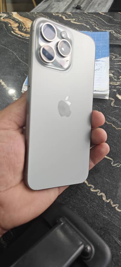 iPhone 15 Pro Max 256GB LLA