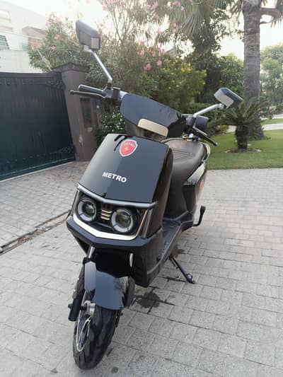 Metro m6 portable lithium