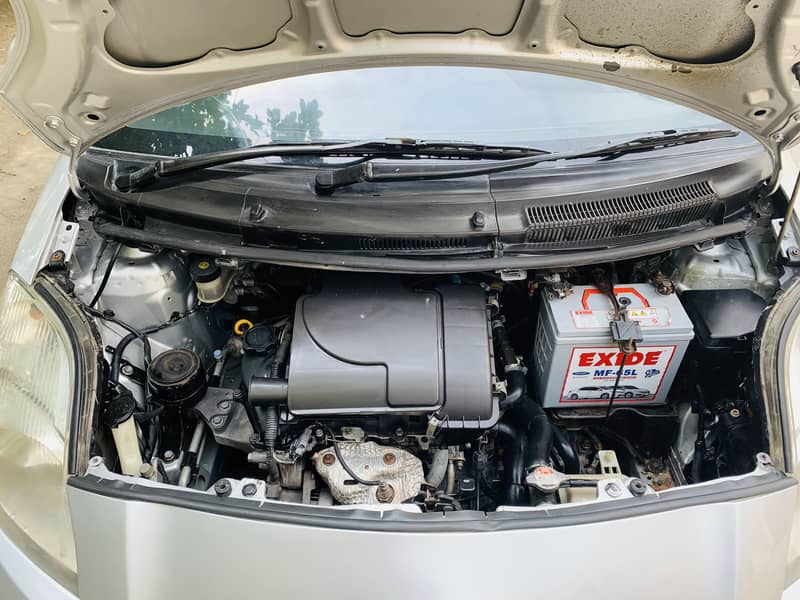 Toyota Vitz 2010/14 6