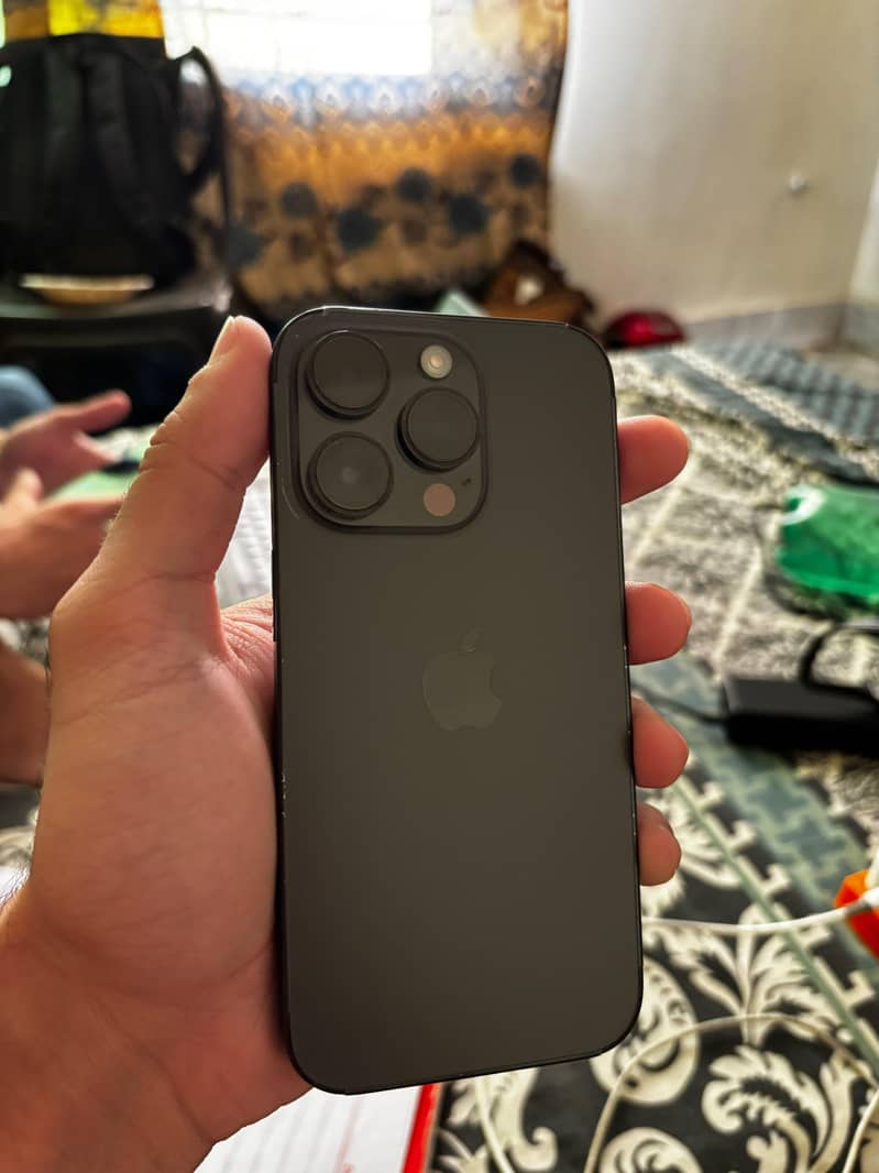 iphone 14 pro 2