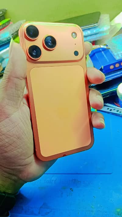 I phone 17 pro max 10/10 non pta only cheap price main