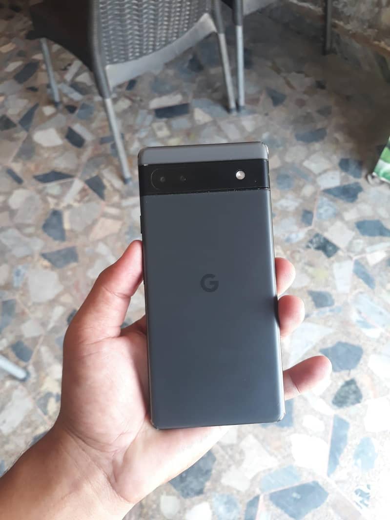 Google Pixel 6a 1