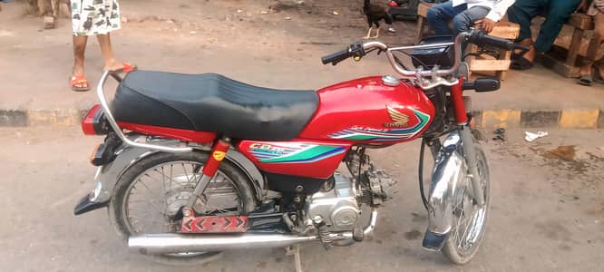CD 70 for sale used like new