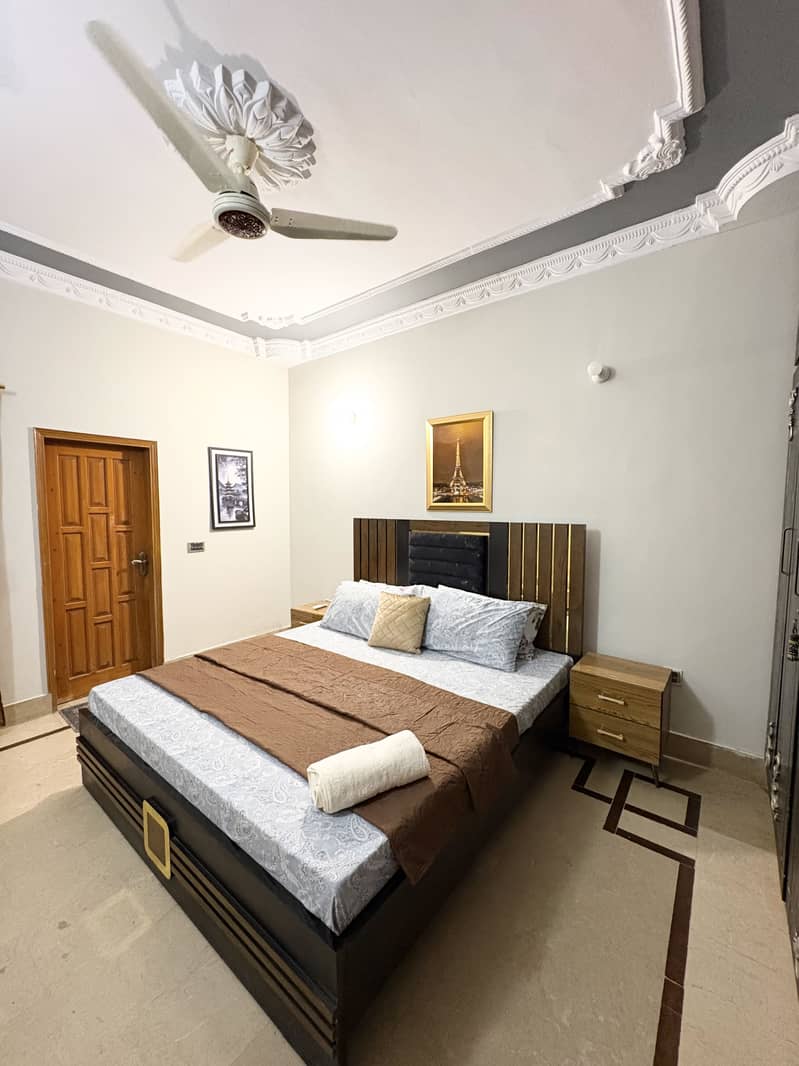 Slightly used bedset 1