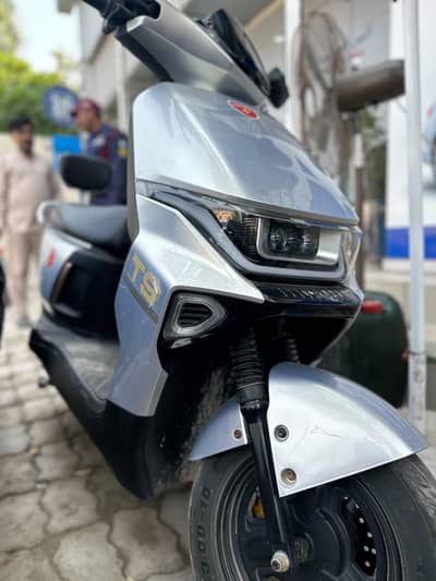 metro scooty