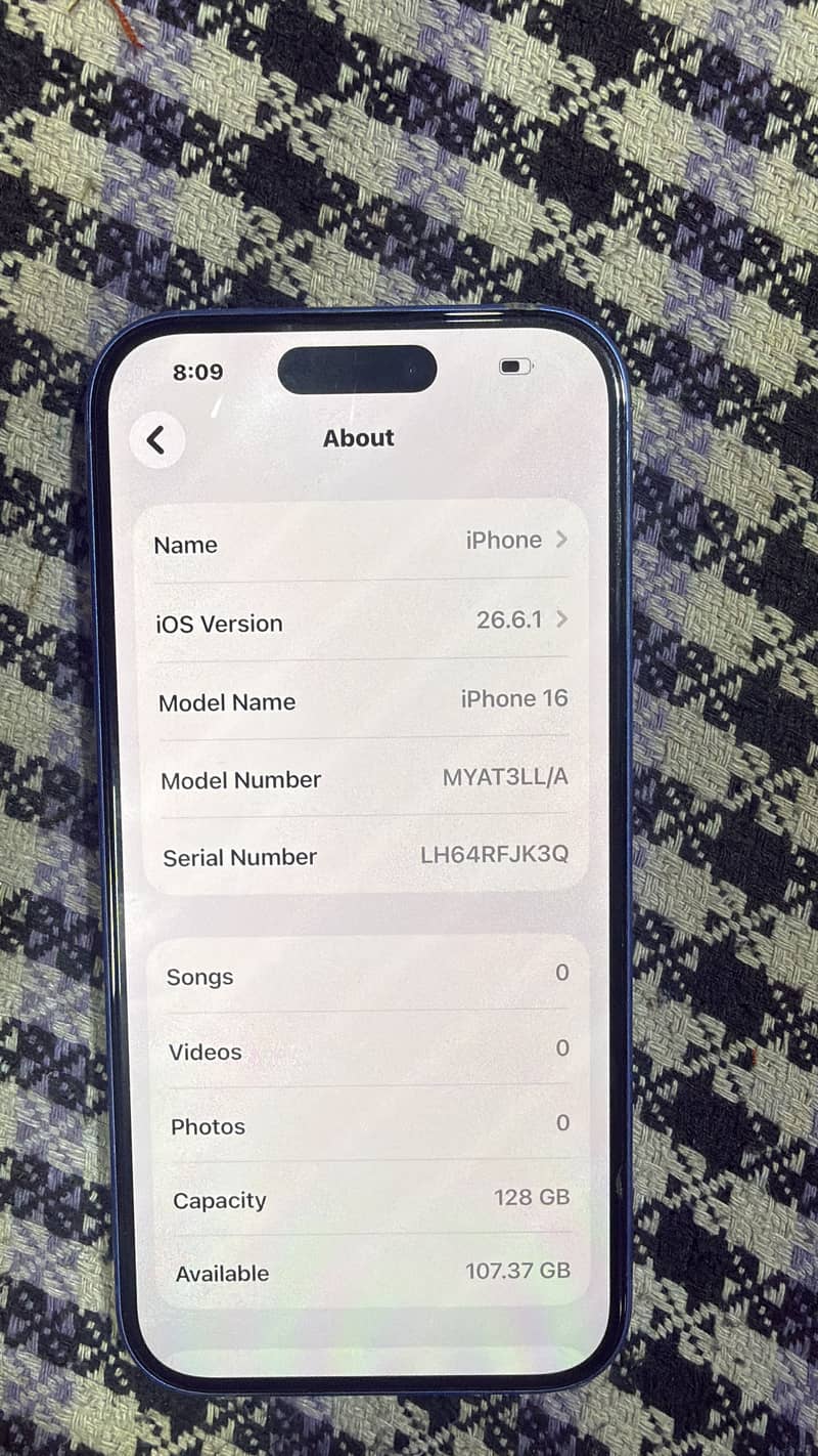 iPhone 16 2