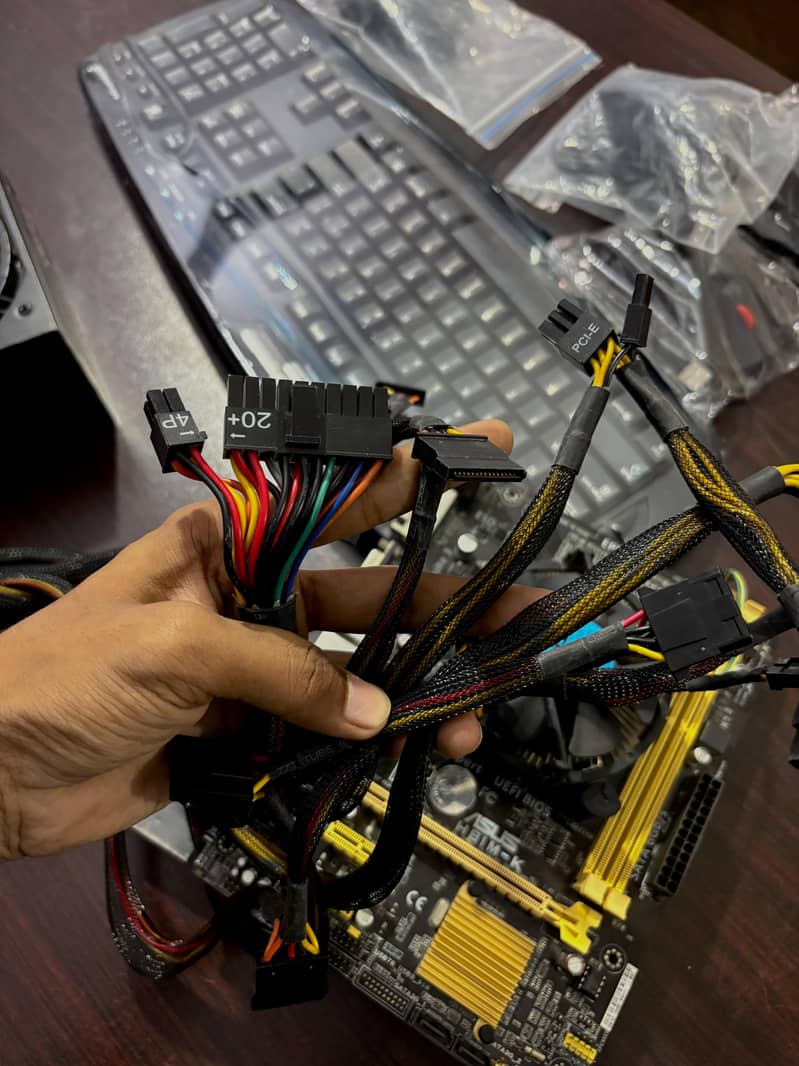 Gpus rams Processor gaming pc psu ssd avaliable 10