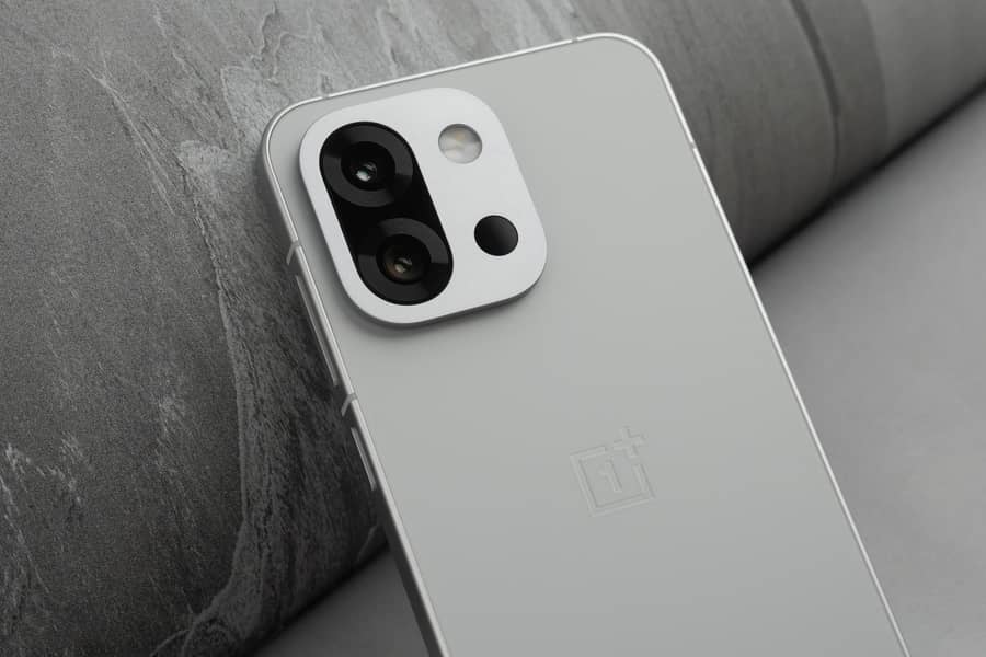 One Plus 13t 0