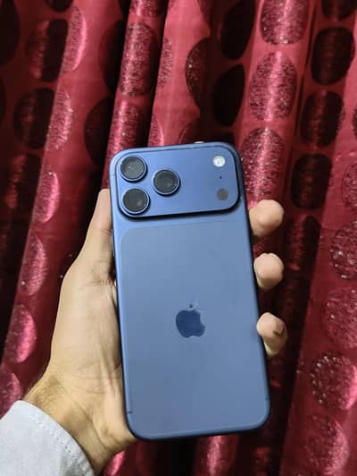 I phone 17 pro max