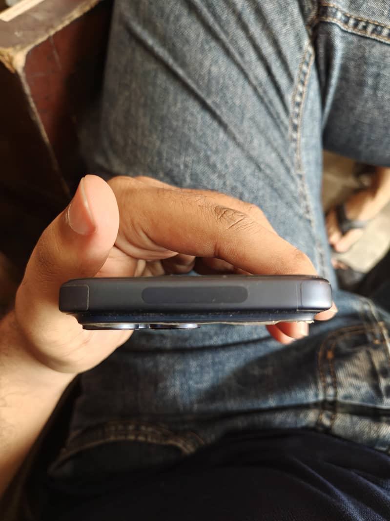iphone 17 pro max JV 3