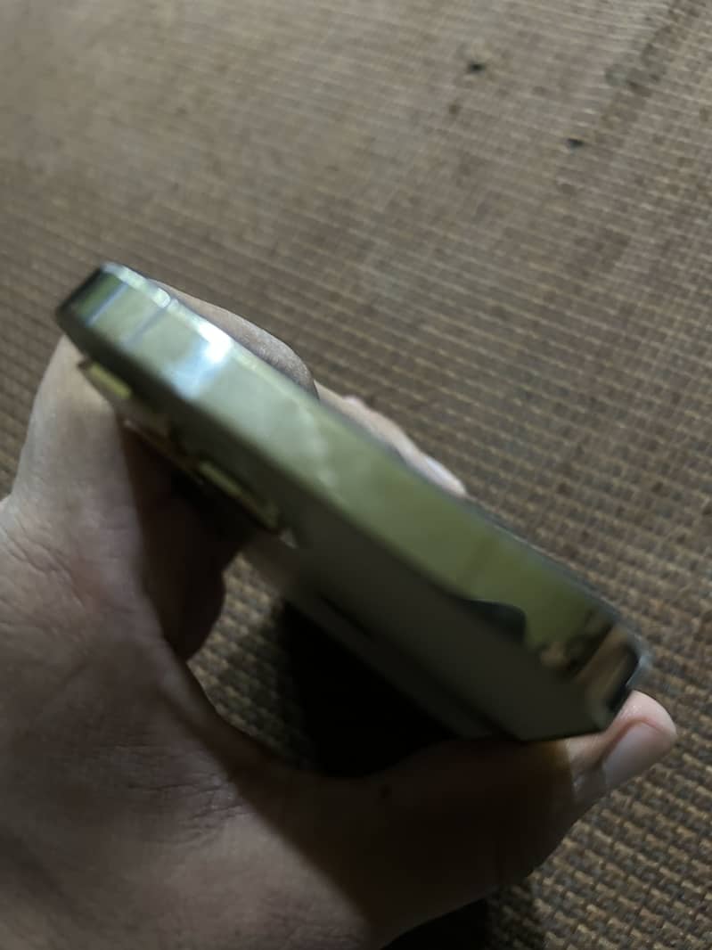Apple iPhone 12 Pro 1