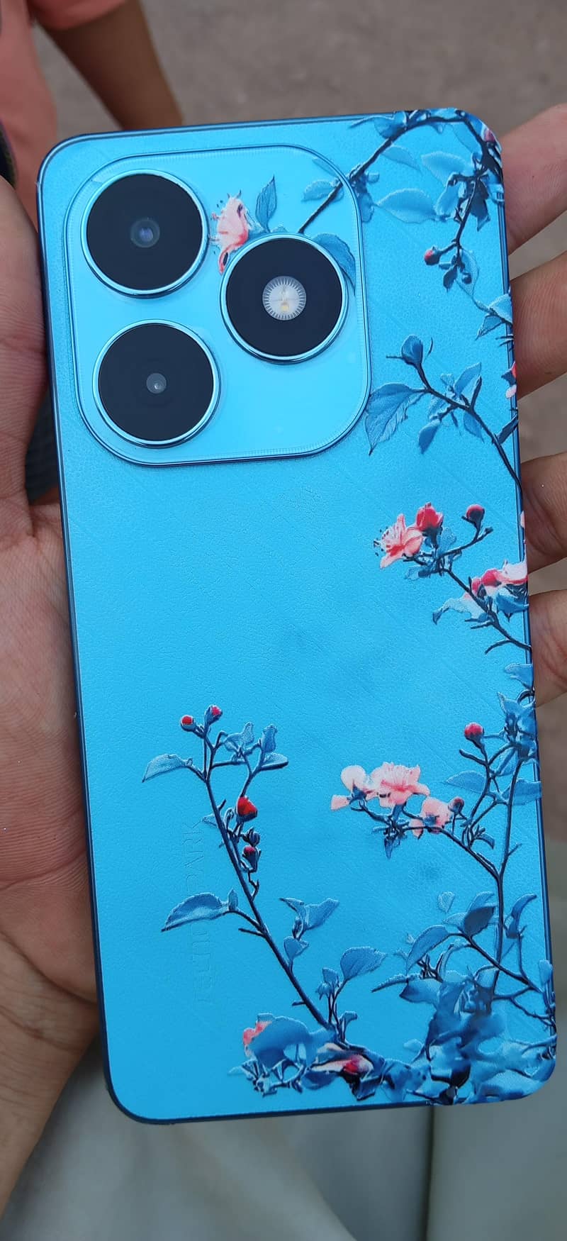 Tecno Spark 20 1