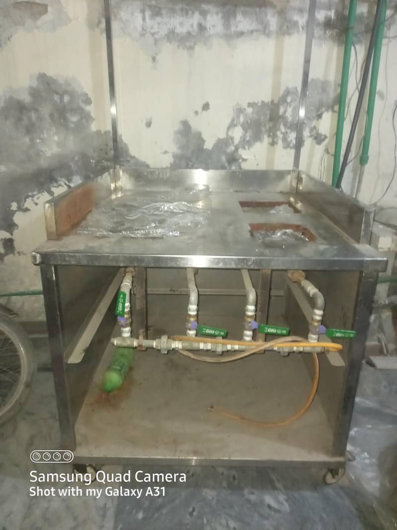 4 borner table چولھا 1
