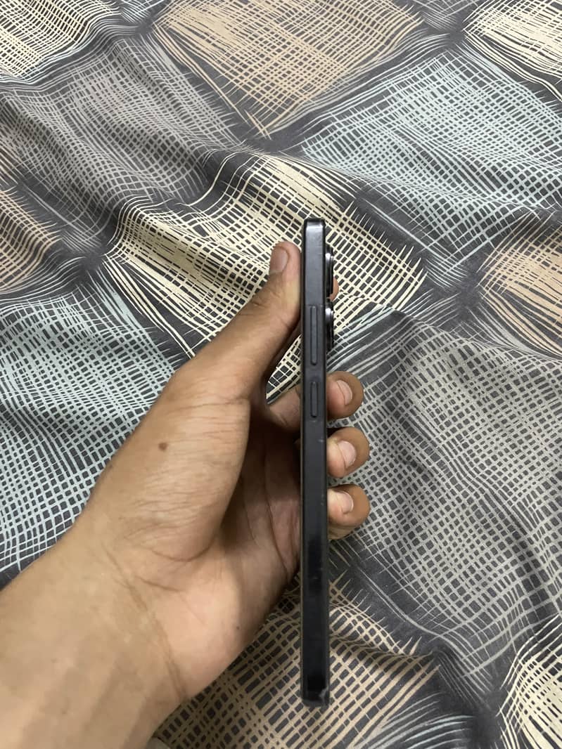Xiaomi Redmi Note 13 2