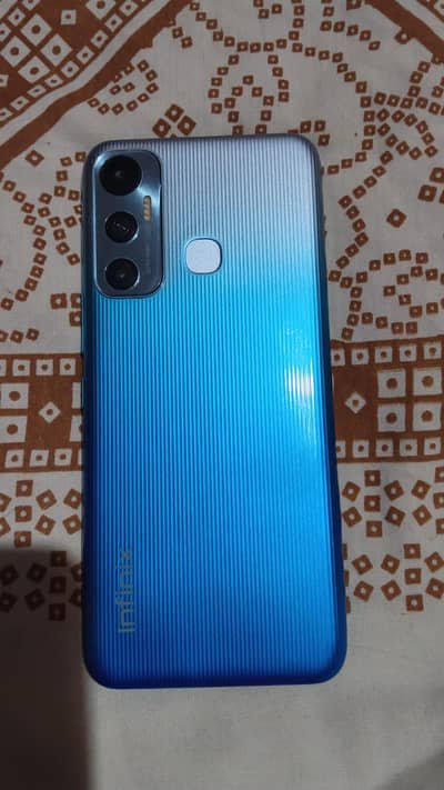 Infinix Hot 11