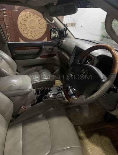 Land Cruiser cygnus 2003/2005 4.7 petrol