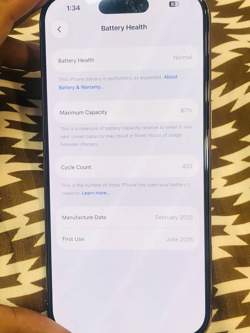 Apple iPhone 16 Pro 4