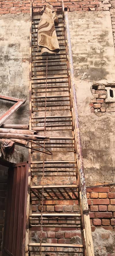 stairs good condition