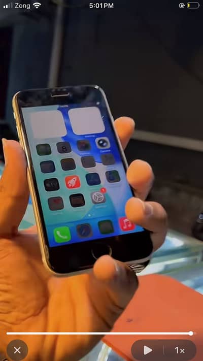 Apple iPhone SE 2-Gen