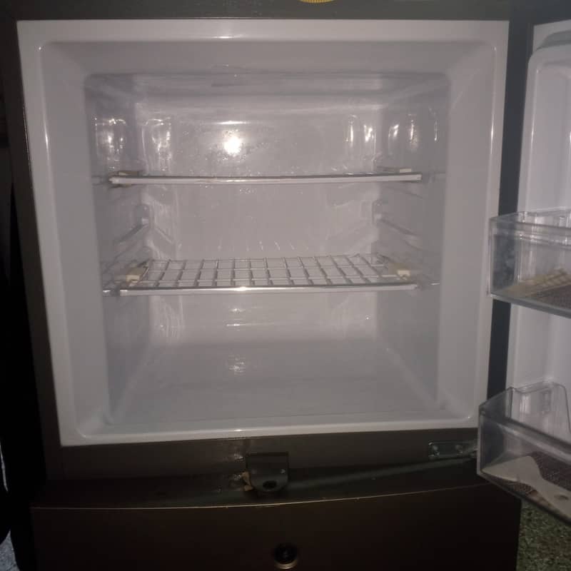 refrigerator 7