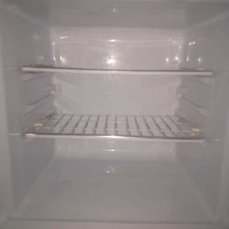 refrigerator 9
