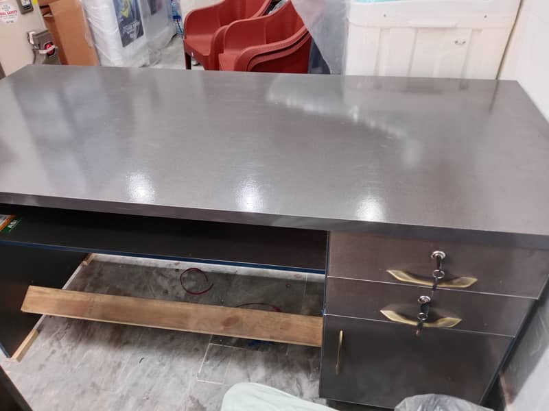 Office/Shop Table 1