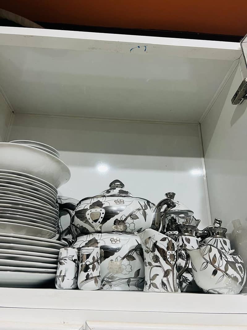 dinner set 0