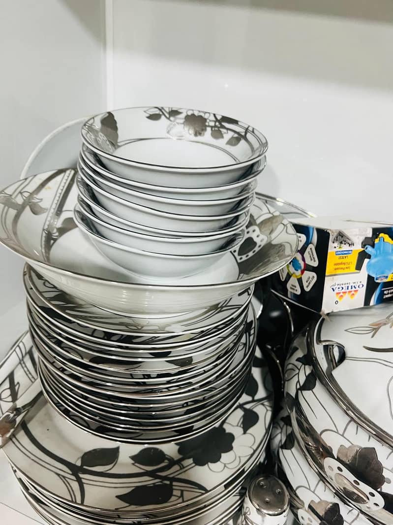 dinner set 3