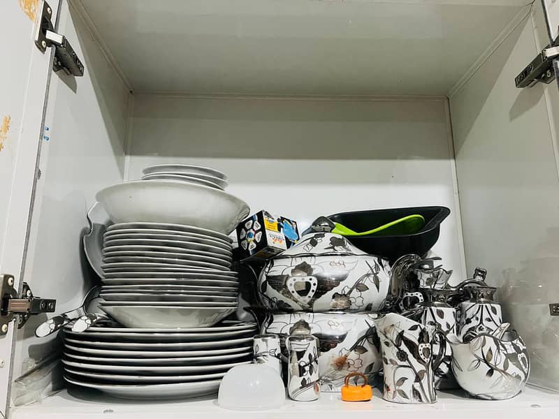 dinner set 4