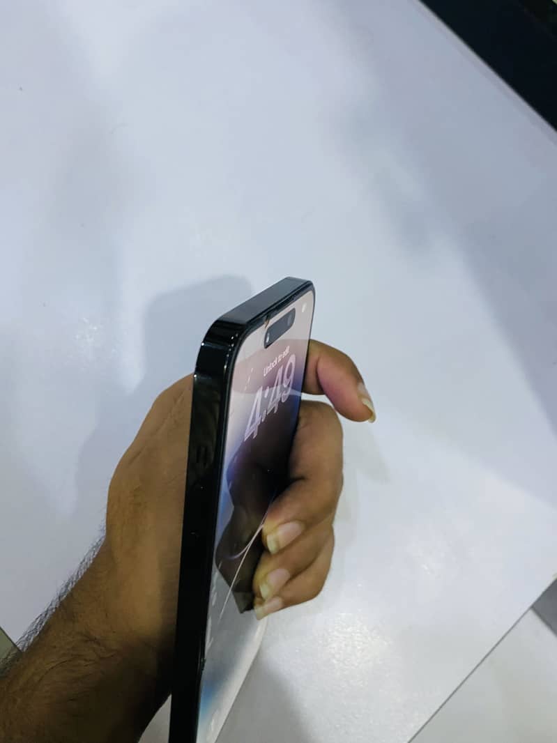 Apple iPhone 14 Pro Max 3