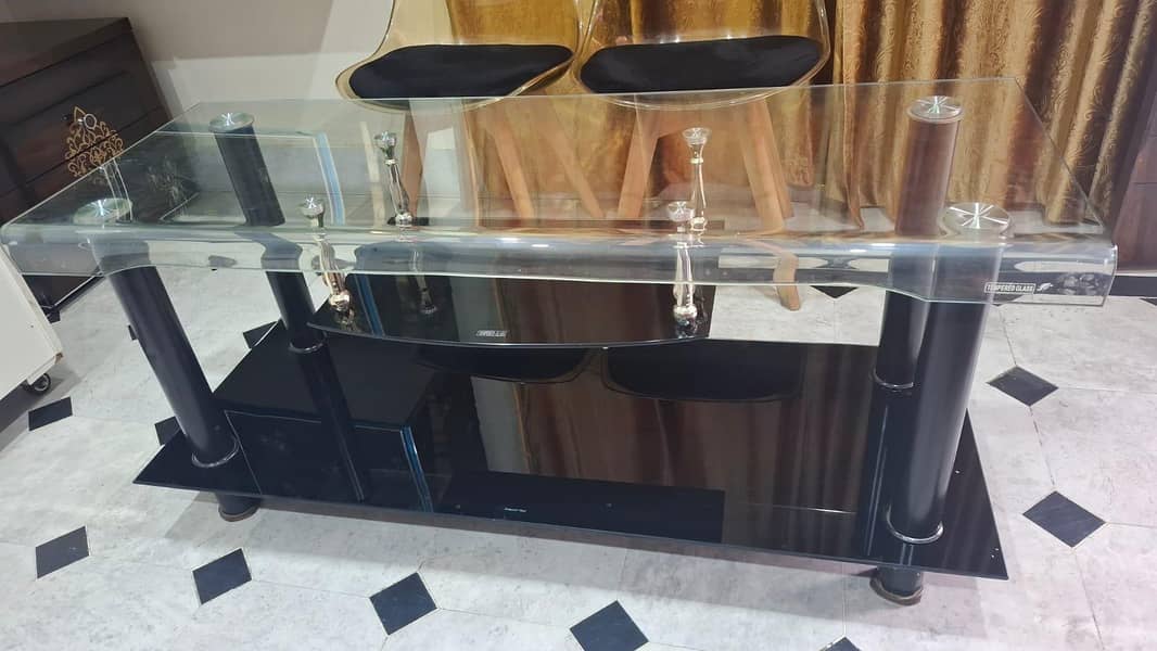 glass table 1