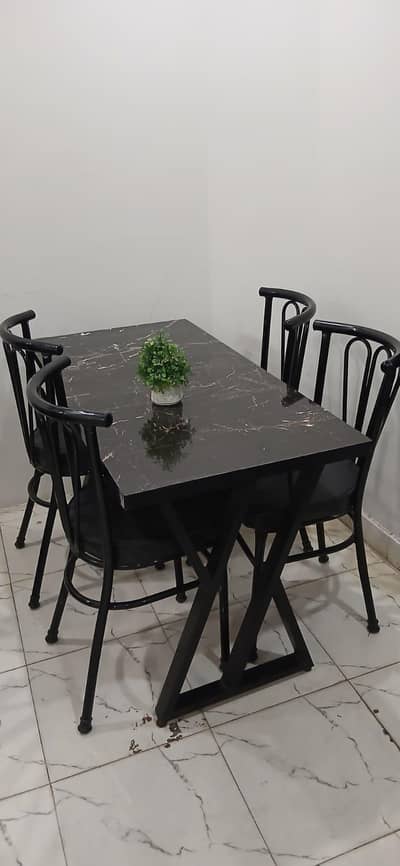 Restuarant dining table 4 chairs set