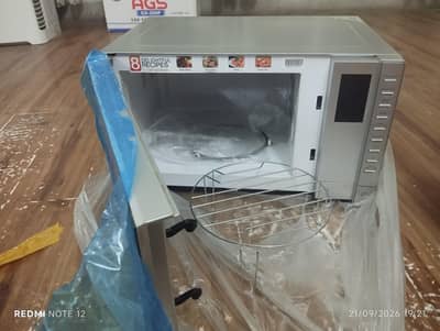 Rarely used Microwave Oven