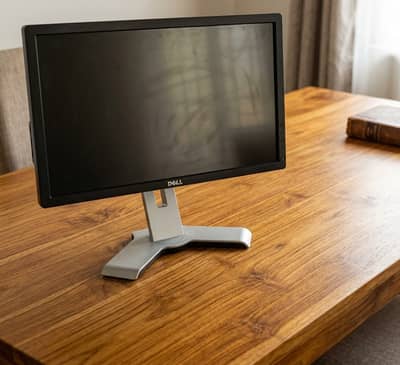 LED Monitor