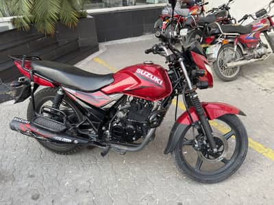Suzuki GR 150 2022