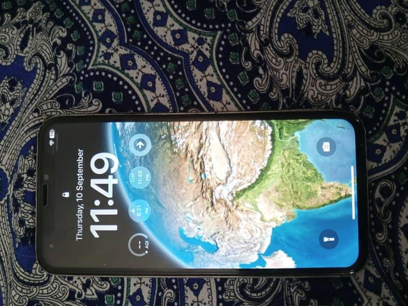 Apple iPhone X 0