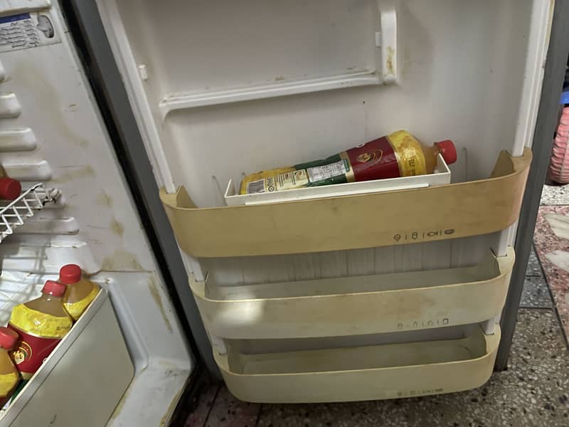 Orient Refrigerator 3