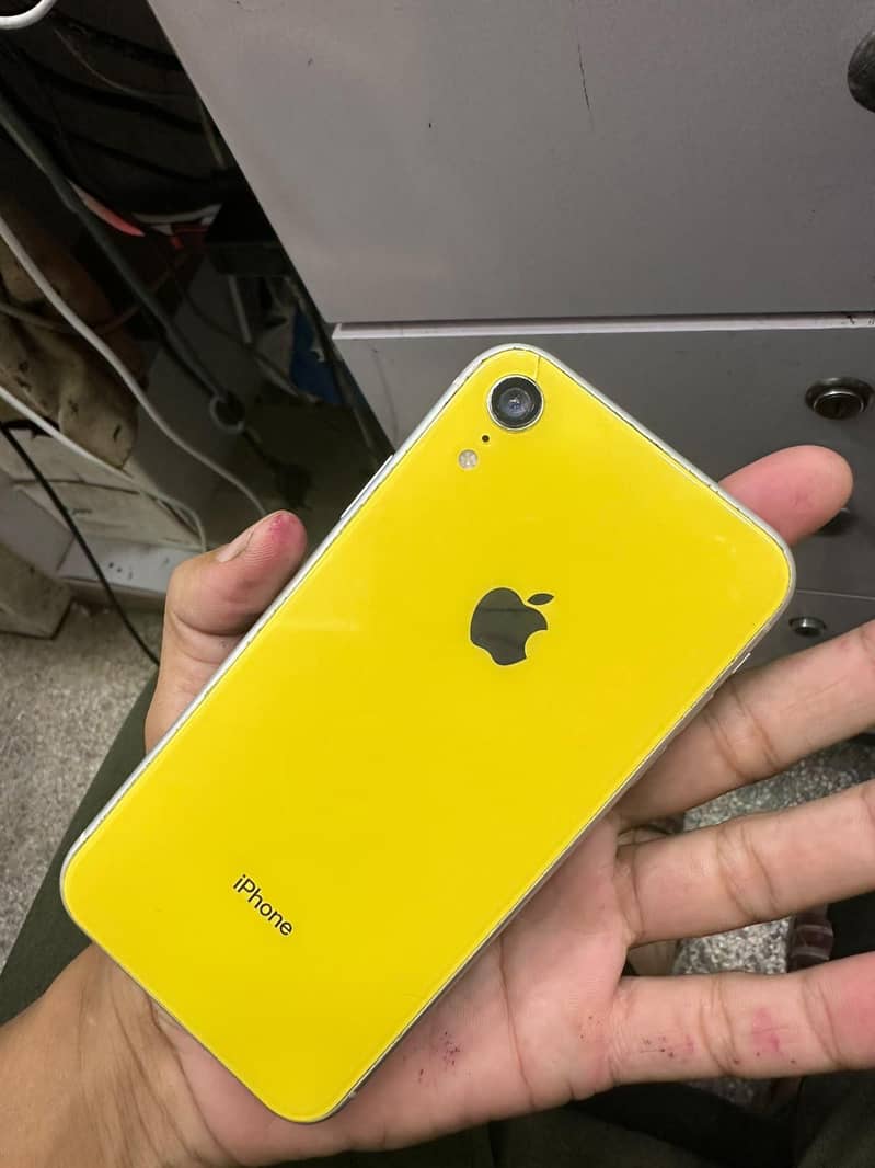 Apple iPhone XR 5