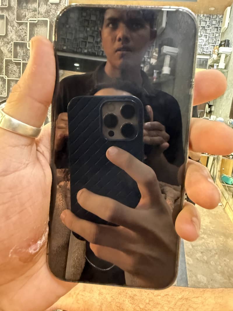 Apple iPhone 13 Pro 3