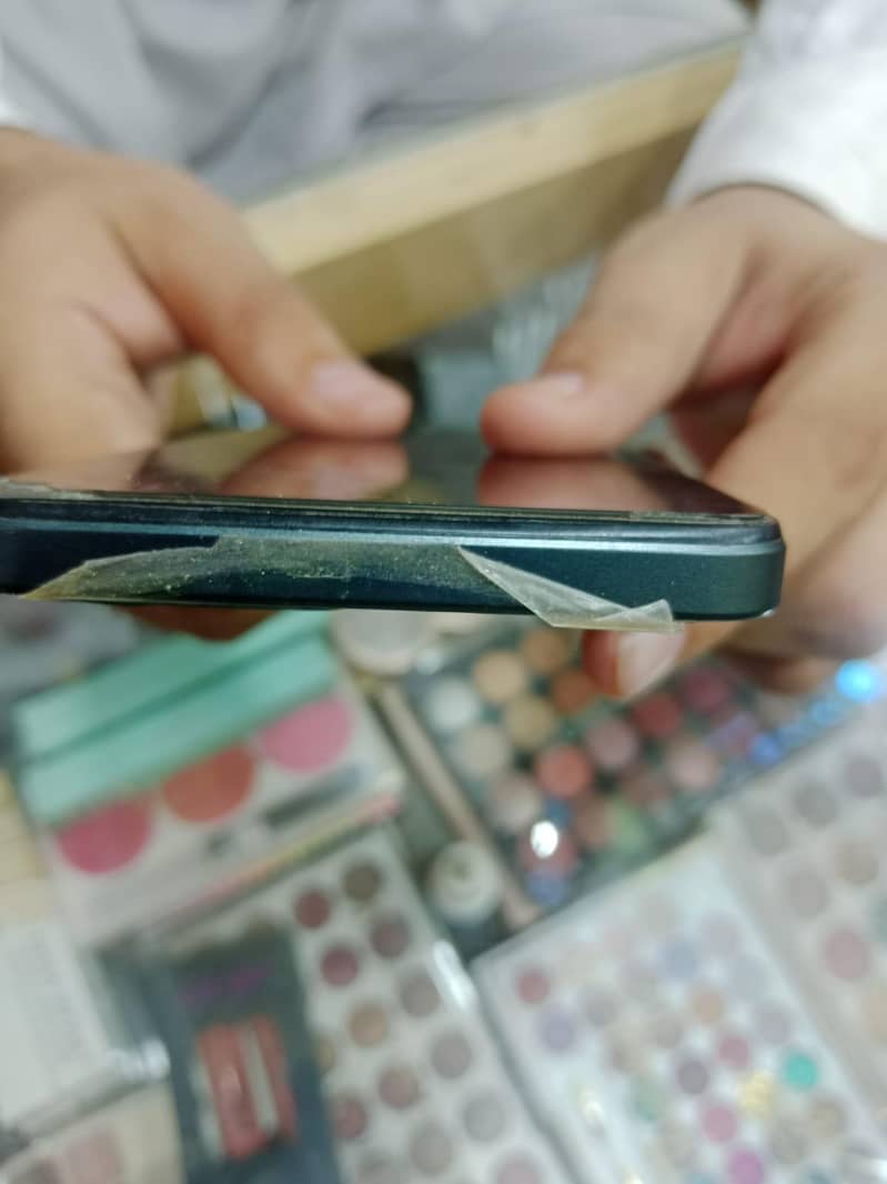 Realme C71 4