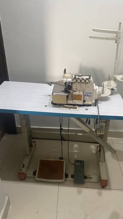 Urgent Sale Jack Industrial Sewing Machine with Overlock & Cutter