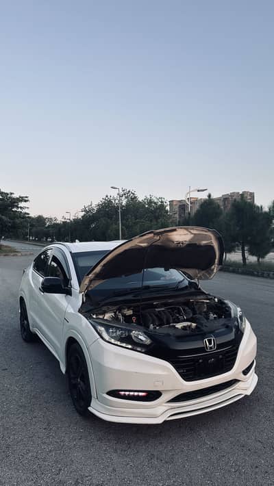 Honda Vezel 2016