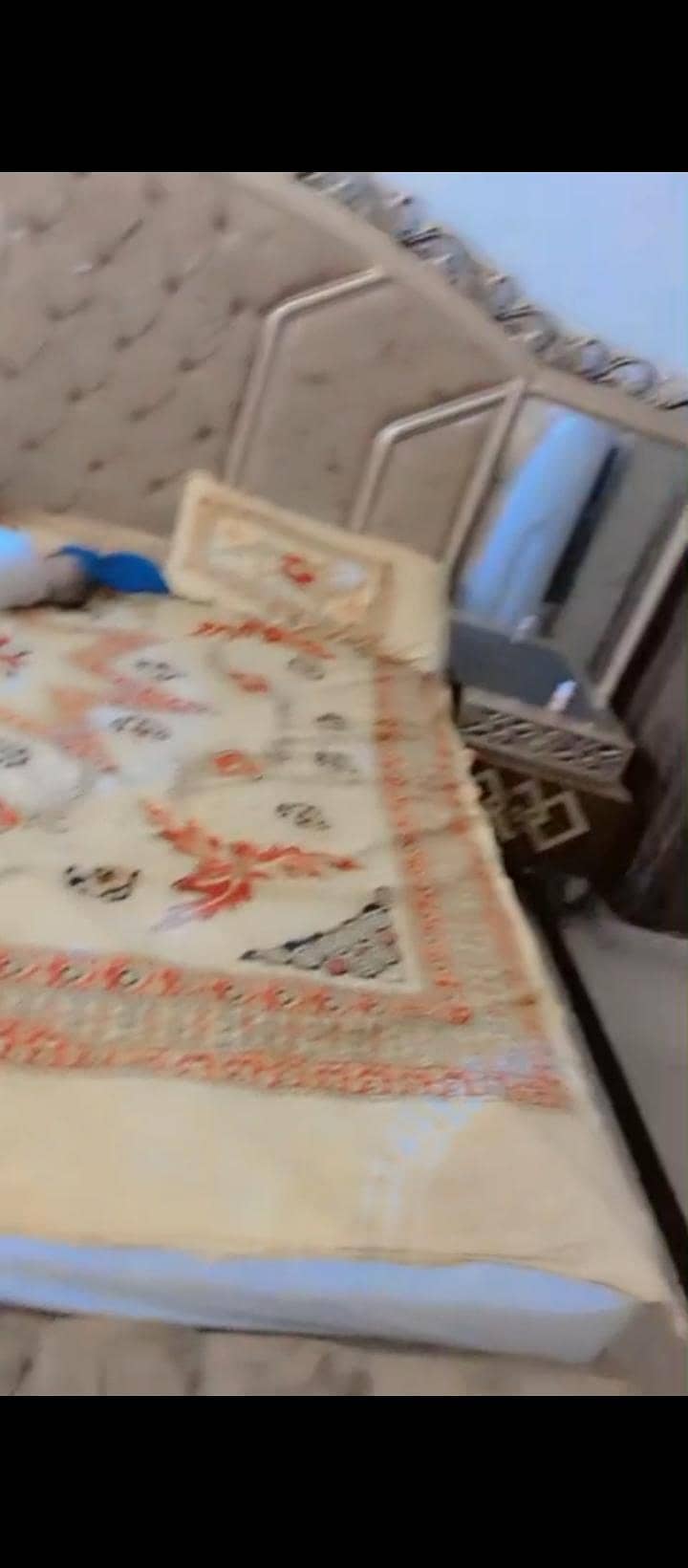 bed dressing side table satty 2